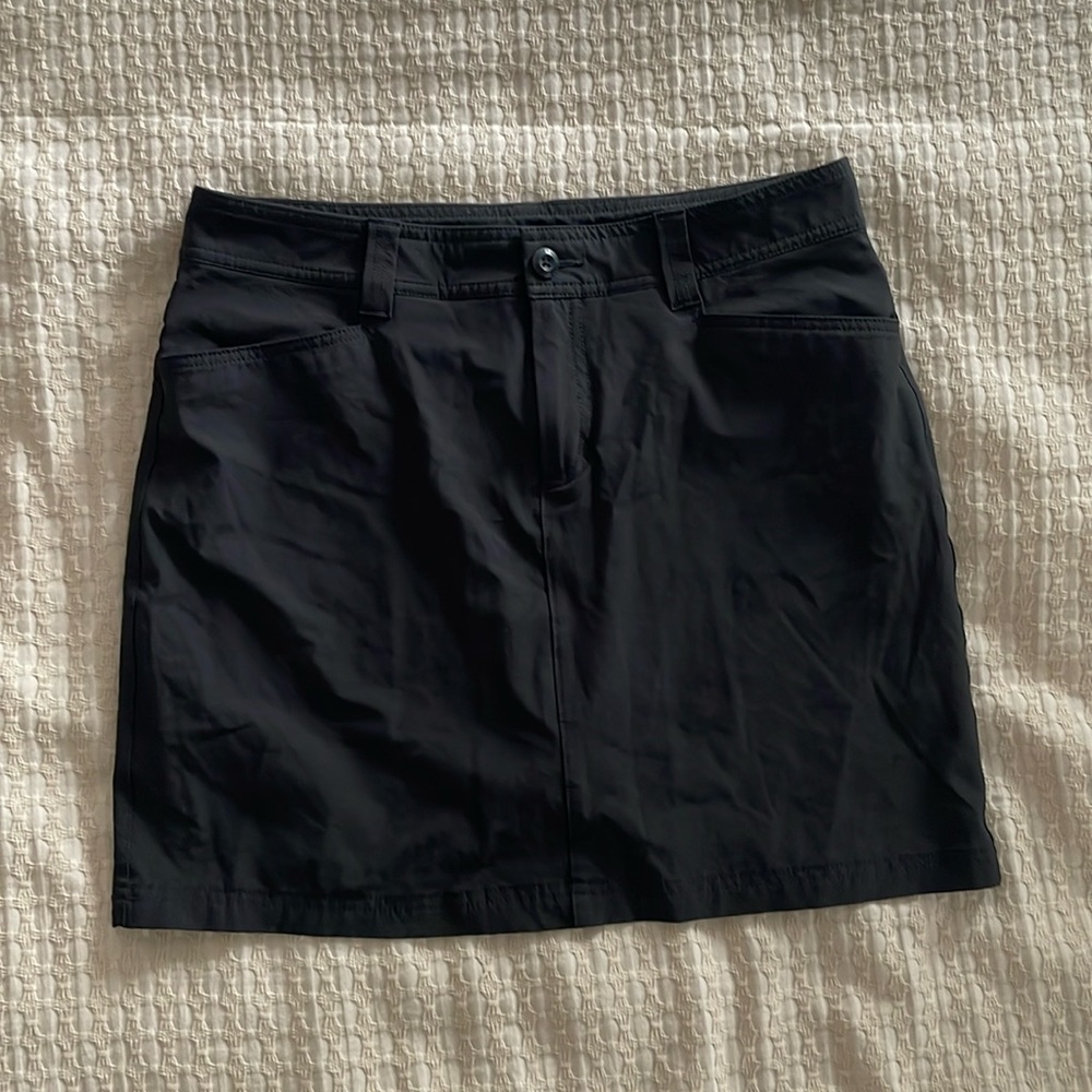 Eddie Bauer black athletic skort 8